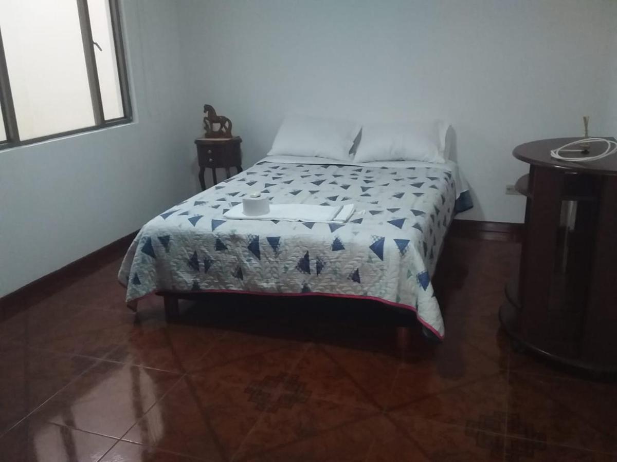 Habitacion Con Bano Privado Cerca Al Aeropuerto Богота Екстериор снимка